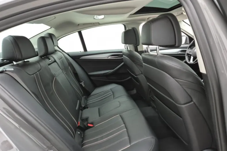 BMW Seria 5 din 2021 cu 112.926 km - oferta BMW171552 - foto 4