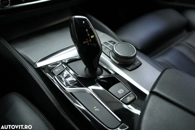 BMW Seria 5 din 2020 cu 129.700 km - oferta BMW171554 - foto 10