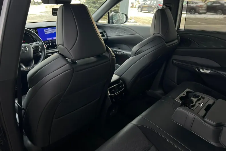 Lexus Seria RX din 2024 cu 32.732 km - oferta LEX171556 - foto 13