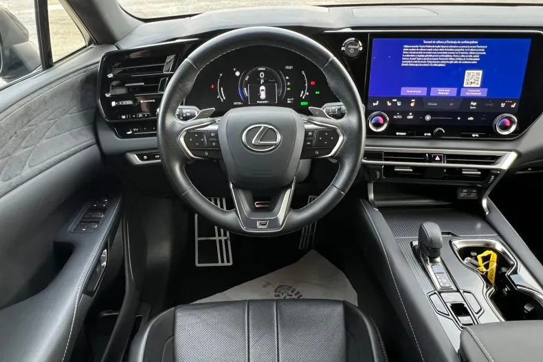 Lexus Seria RX din 2024 cu 32.732 km - oferta LEX171556 - foto 17