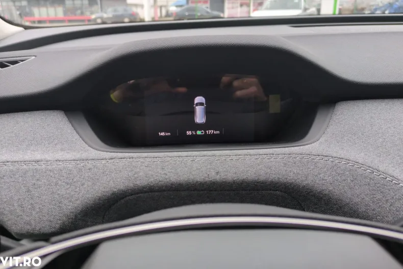 Skoda Enyaq din 2025 cu 290 km - oferta SKO171557 - foto 11