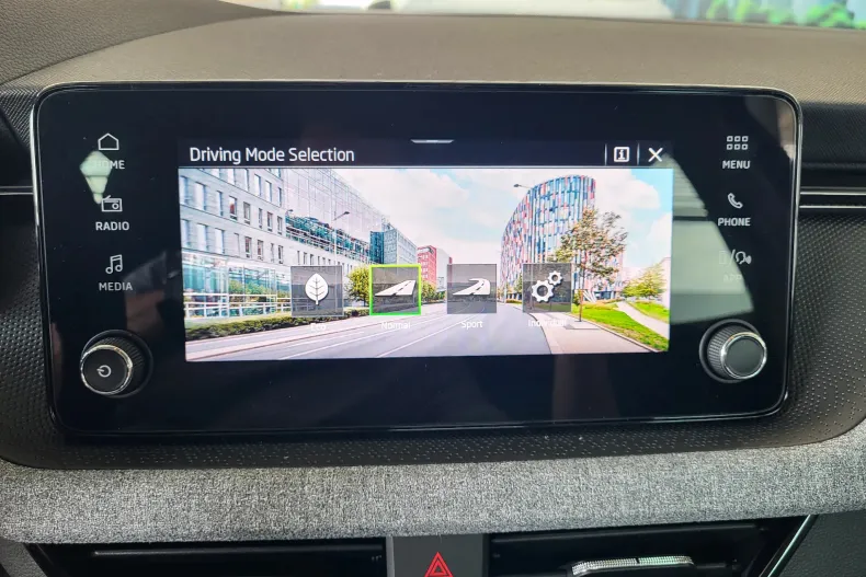 Skoda Kamiq din 2025 cu 2.900 km - oferta SKO171560 - foto 20