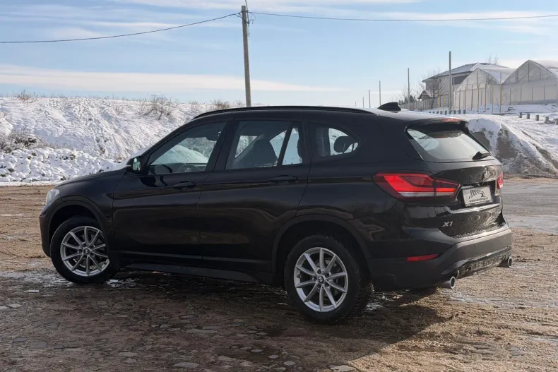 BMW X1 din 2020 cu 101.000 km - oferta BMW171563 - foto 4