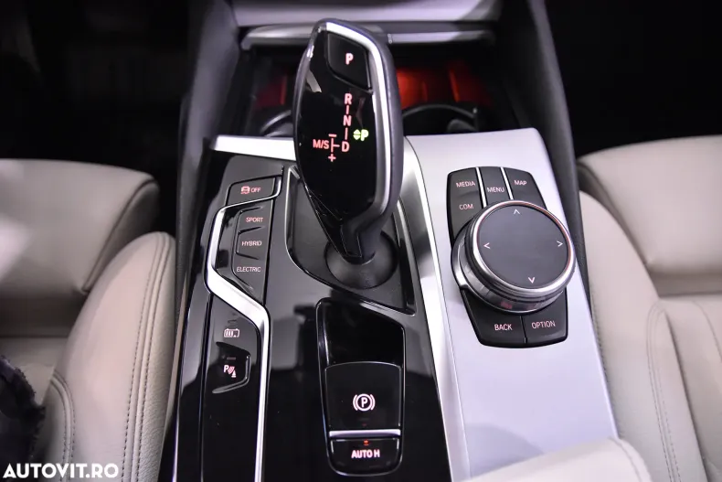 BMW Seria 5 din 2022 cu 92.181 km - oferta BMW171565 - foto 17