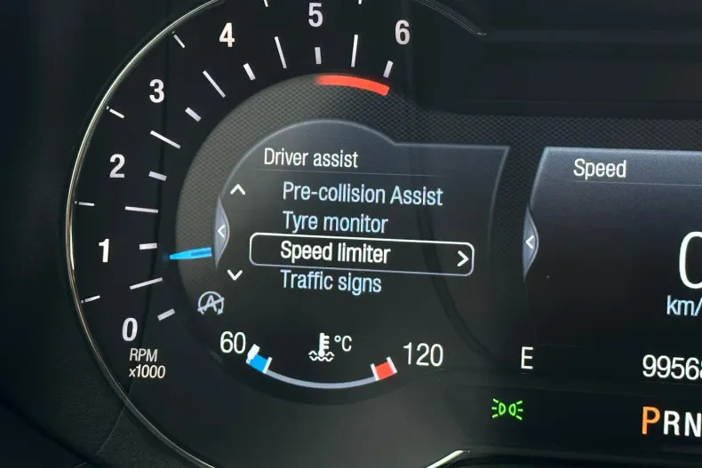 Ford Mondeo din 2020 cu 99.000 km - oferta FOR171566 - foto 32