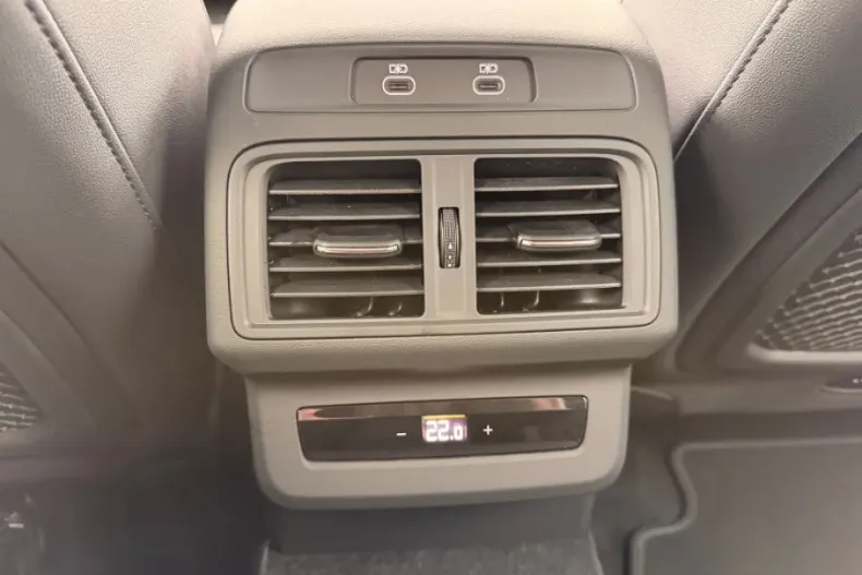 Audi Q5 din 2025 cu 1.500 km - oferta AUD171568 - foto 11