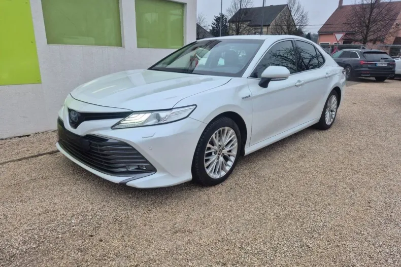Toyota Camry din 2020 cu 159.500 km - oferta TOY171569 - foto 1