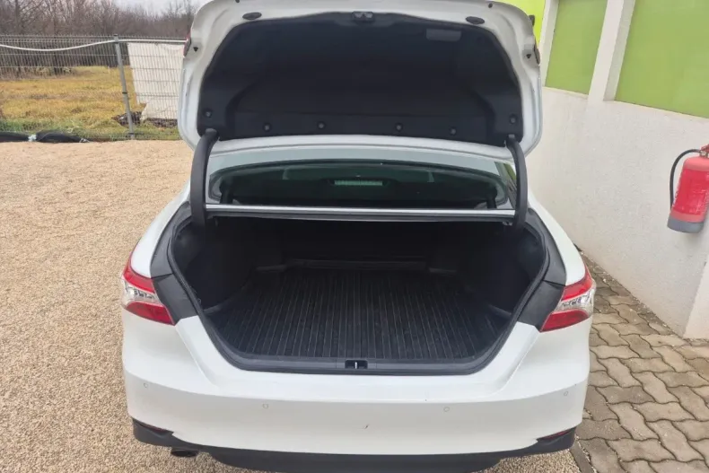 Toyota Camry din 2020 cu 159.500 km - oferta TOY171569 - foto 8