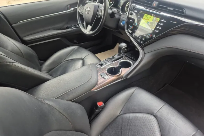 Toyota Camry din 2020 cu 159.500 km - oferta TOY171569 - foto 11