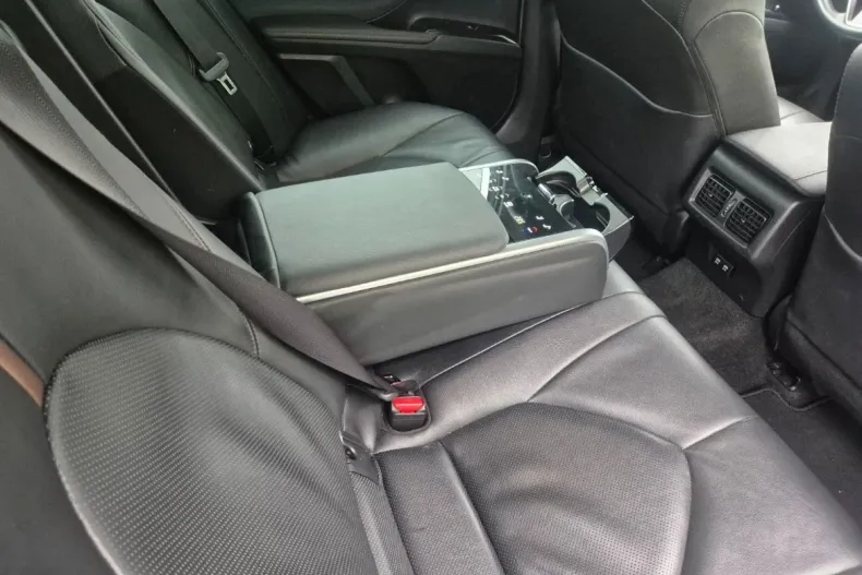 Toyota Camry din 2020 cu 159.500 km - oferta TOY171569 - foto 13