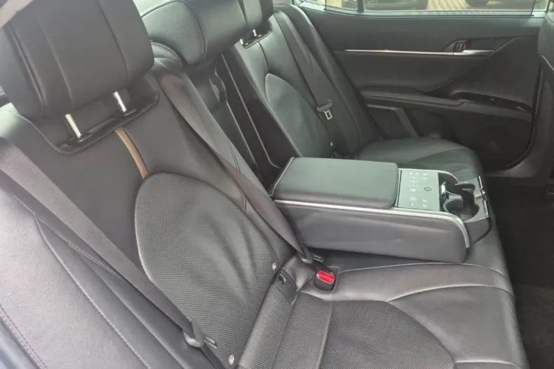 Toyota Camry din 2020 cu 159.500 km - oferta TOY171569 - foto 14