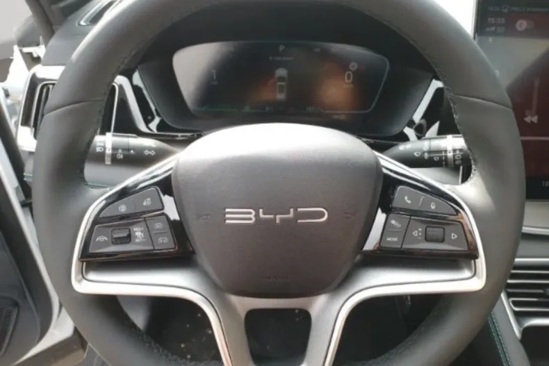 BYD SEAL U din 2025 cu 5.000 km - oferta BYD171570 - foto 11