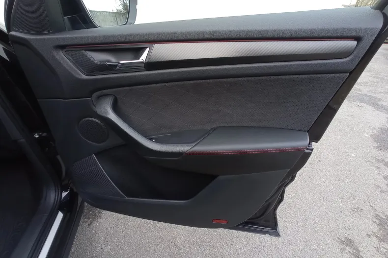 Skoda Kodiaq din 2023 cu 59.448 km - oferta SKO171580 - foto 22