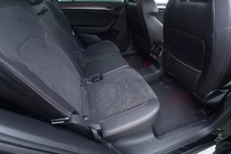 Skoda Kodiaq din 2023 cu 59.448 km - oferta SKO171580 - foto 24