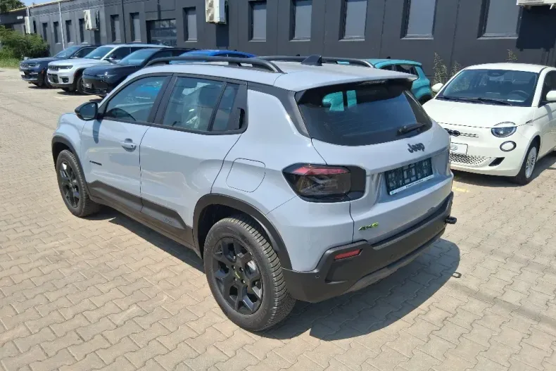 Jeep Avenger din 2025 cu 1 km - oferta JEE171589 - foto 7