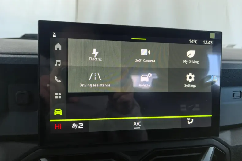 Dacia Duster din 2024 cu 41 km - oferta DAC171600 - foto 26