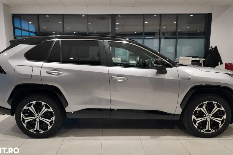 Toyota RAV4 din 2021 cu 132.800 km - oferta TOY171605 - foto 8