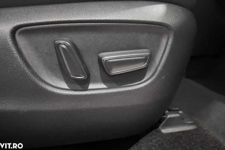 Toyota RAV4 din 2021 cu 132.800 km - oferta TOY171605 - foto 12