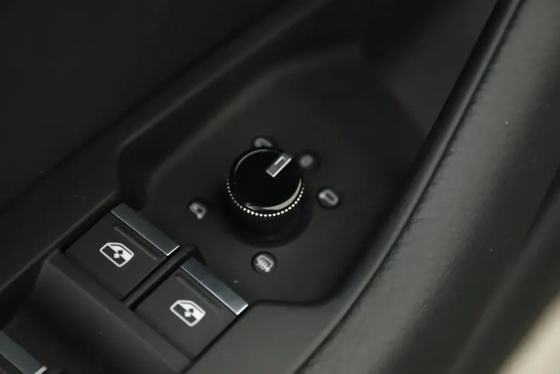 Audi A6 din 2023 cu 20.339 km - oferta AUD171610 - foto 10