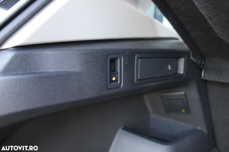 Volkswagen Tiguan din 2025 cu 15.000 km - oferta VOL171612 - foto 8