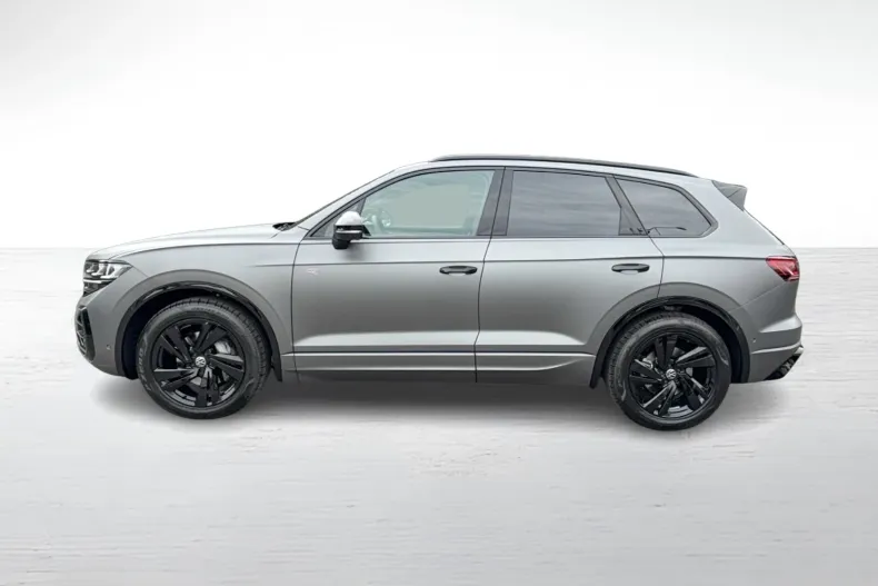 Volkswagen Touareg din 2025 cu 3.000 km - oferta VOL171613 - foto 3