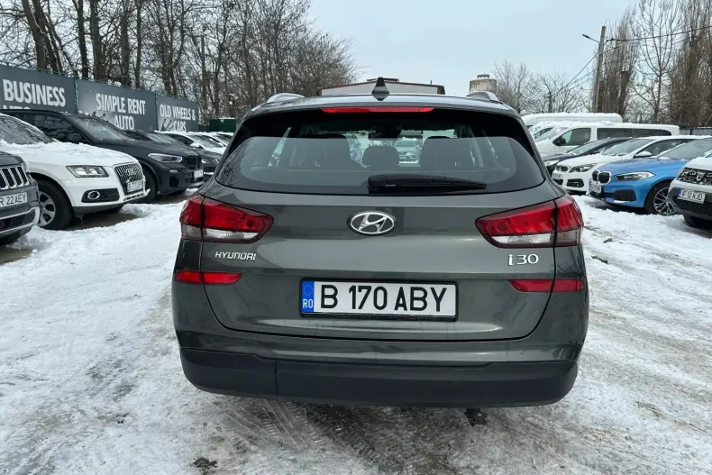 Hyundai i30 din 2023 cu 52.648 km - oferta HYU171614 - foto 6