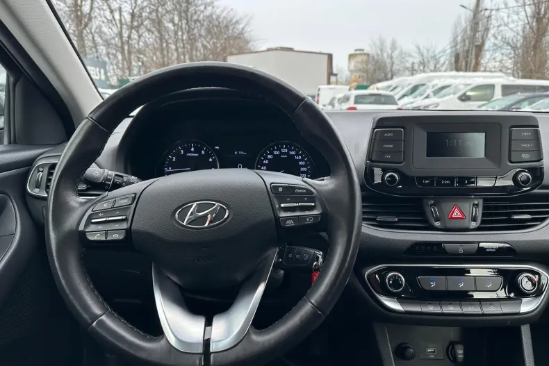 Hyundai i30 din 2023 cu 52.648 km - oferta HYU171614 - foto 10