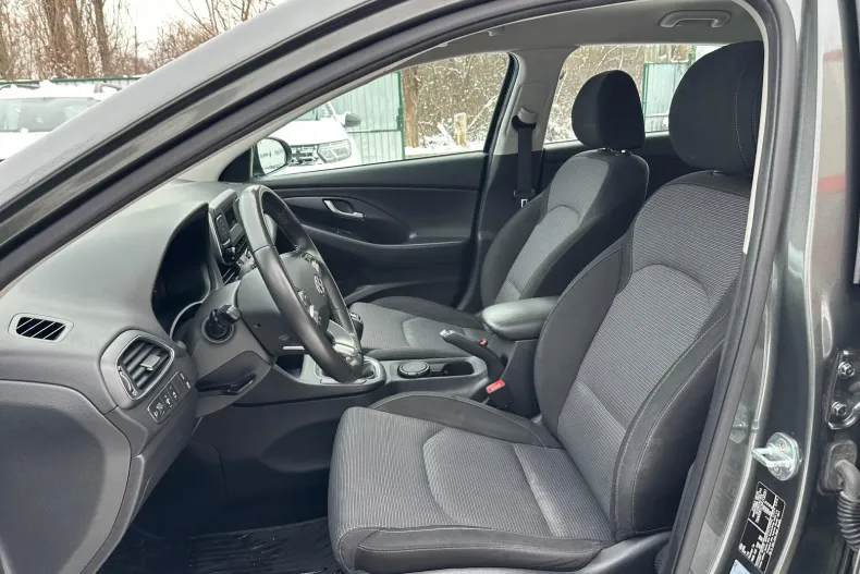 Hyundai i30 din 2023 cu 52.648 km - oferta HYU171614 - foto 13