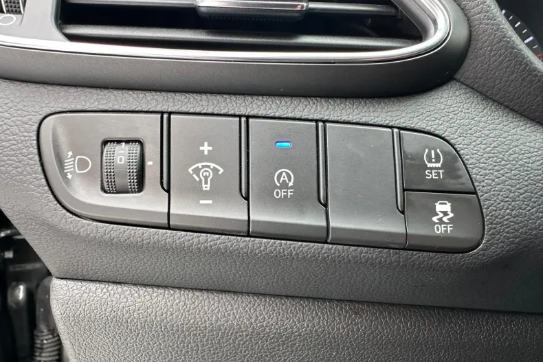 Hyundai i30 din 2023 cu 52.648 km - oferta HYU171614 - foto 14