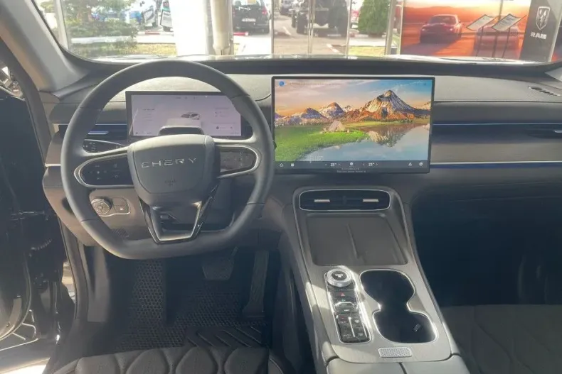 Chery Tiggo 8 din 2025 cu 7 km - oferta CHE171616 - foto 10