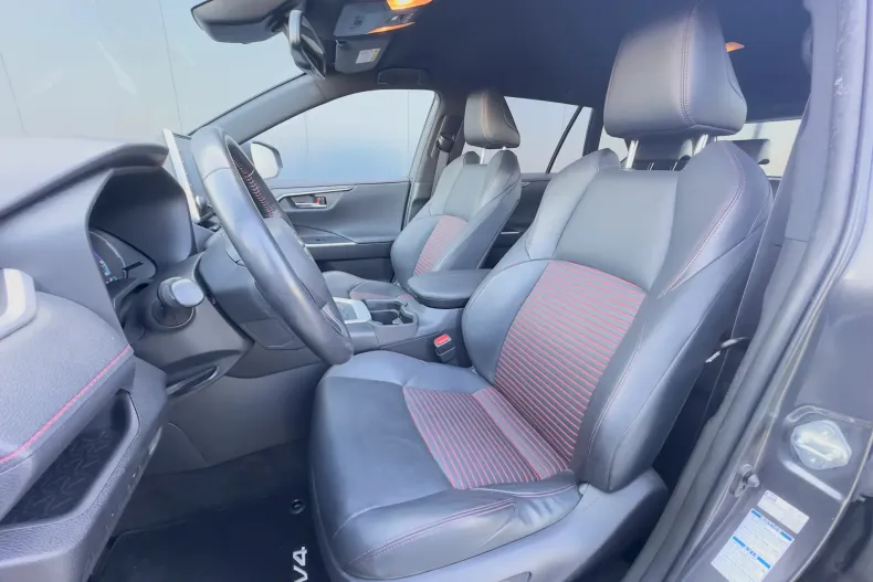 Toyota RAV4 din 2021 cu 139.608 km - oferta TOY171627 - foto 13