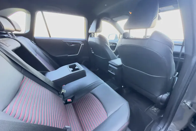 Toyota RAV4 din 2021 cu 139.608 km - oferta TOY171627 - foto 19