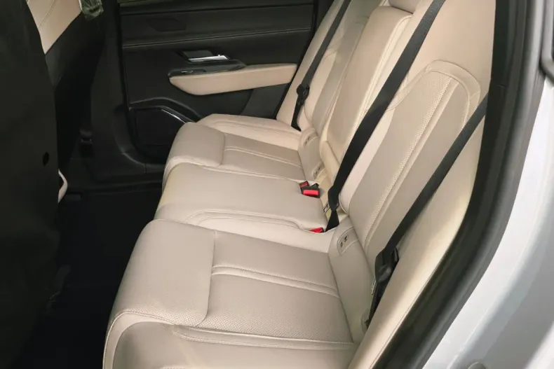 Mazda 6e din 2025 cu 5 km - oferta MAZ171636 - foto 8