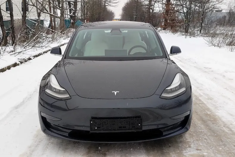 Tesla Model 3 din 2020 cu 46.800 km - oferta TES171637 - foto 3