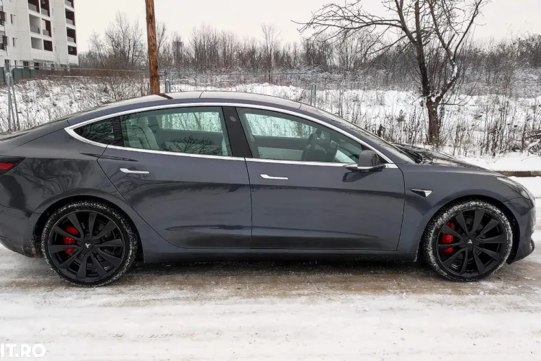 Tesla Model 3 din 2020 cu 46.800 km - oferta TES171637 - foto 9