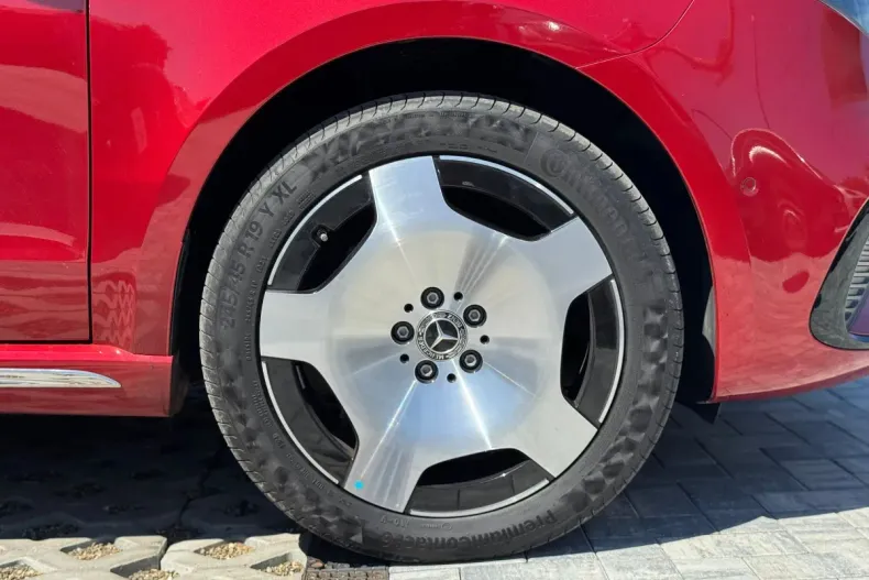 Mercedes-Benz V din 2024 cu 10.107 km - oferta MER171647 - foto 4