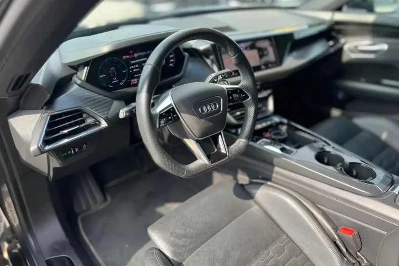 Audi e-tron GT din 2021 cu 56.180 km - oferta AUD171648 - foto 10