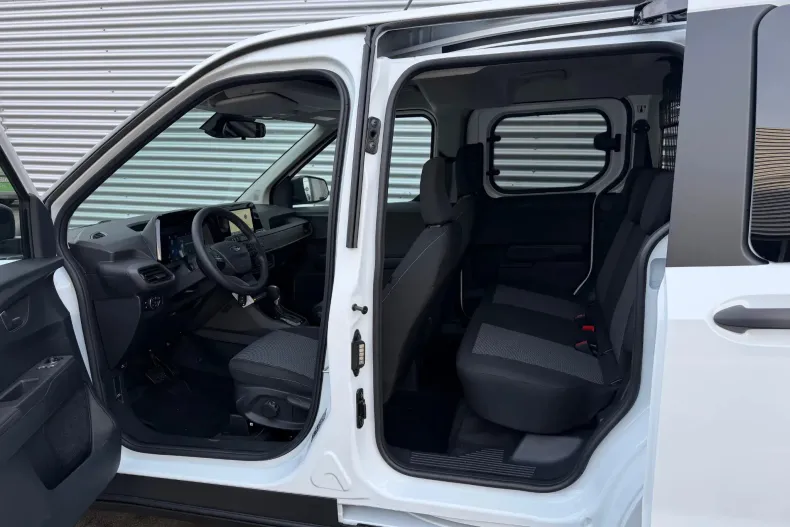 Ford Courier din 2025 cu 1 km - oferta FOR171649 - foto 10