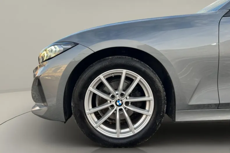 BMW Seria 3 din 2022 cu 131.044 km - oferta BMW171651 - foto 33