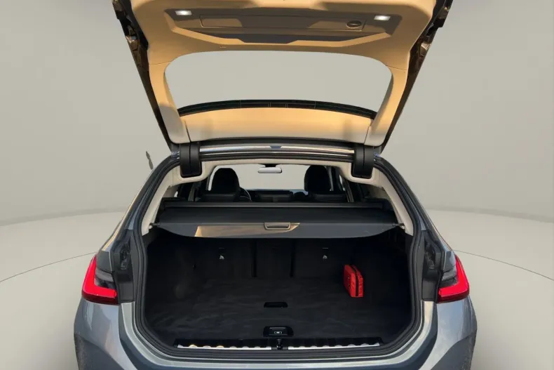 BMW Seria 3 din 2022 cu 131.044 km - oferta BMW171651 - foto 37