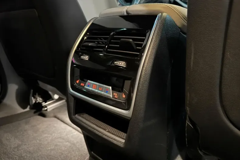 BMW X6 din 2025 cu 15.990 km - oferta BMW171662 - foto 20