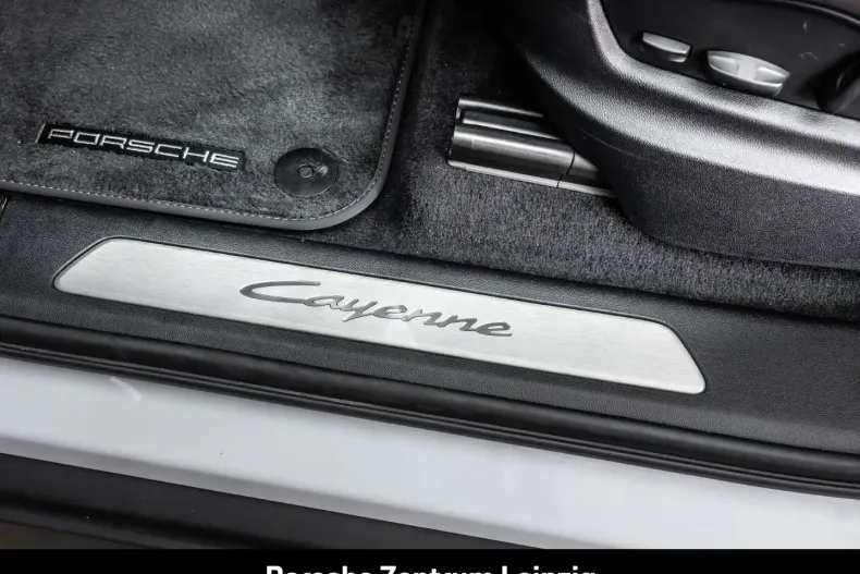 Porsche Cayenne din 2024 cu 26.646 km - oferta POR171672 - foto 22