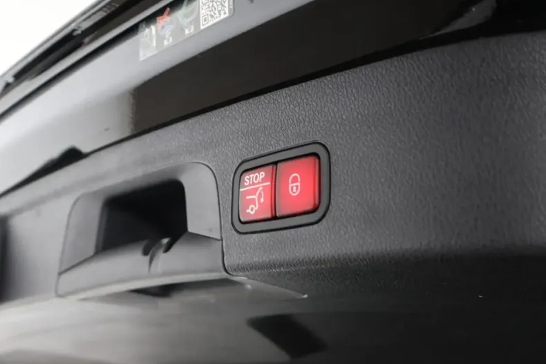 Mercedes-Benz GLE 450 din 2023 cu 30.600 km - oferta MER171681 - foto 19