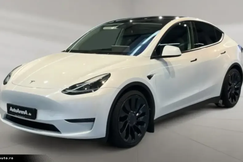 Tesla Model Y din 2023 cu 40.988 km - oferta TES171682 - foto 1