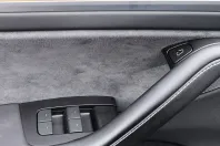 Tesla Model Y din 2022 cu 21.563 km - oferta TES171684 - foto 18