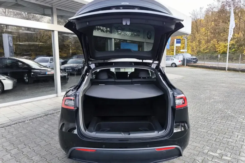 Tesla Model Y din 2022 cu 21.563 km - oferta TES171684 - foto 21