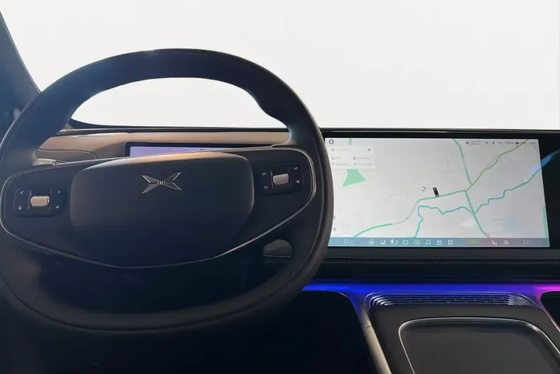 XPENG G9 din 2026 cu 30 km - oferta XPE171686 - foto 6