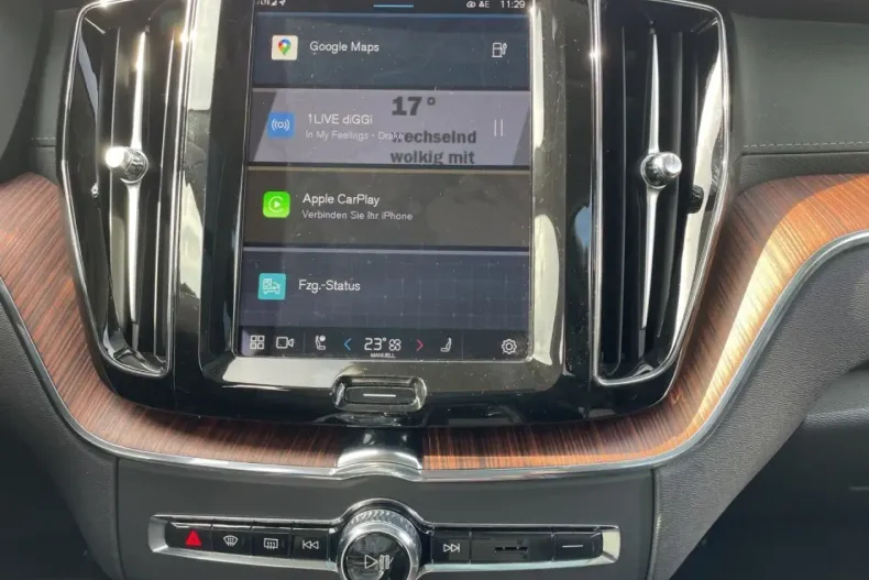 Volvo XC60 din 2024 cu 24.422 km - oferta VOL171708 - foto 11