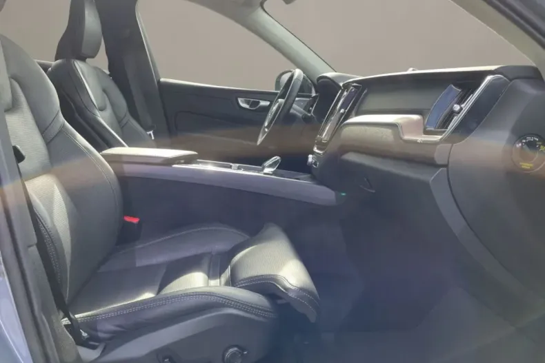 Volvo XC60 din 2024 cu 24.422 km - oferta VOL171708 - foto 14