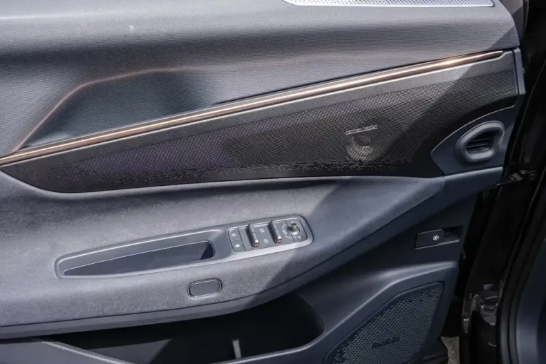 Lynk&Co 08 din 2026 cu 50 km - oferta LYN171711 - foto 16